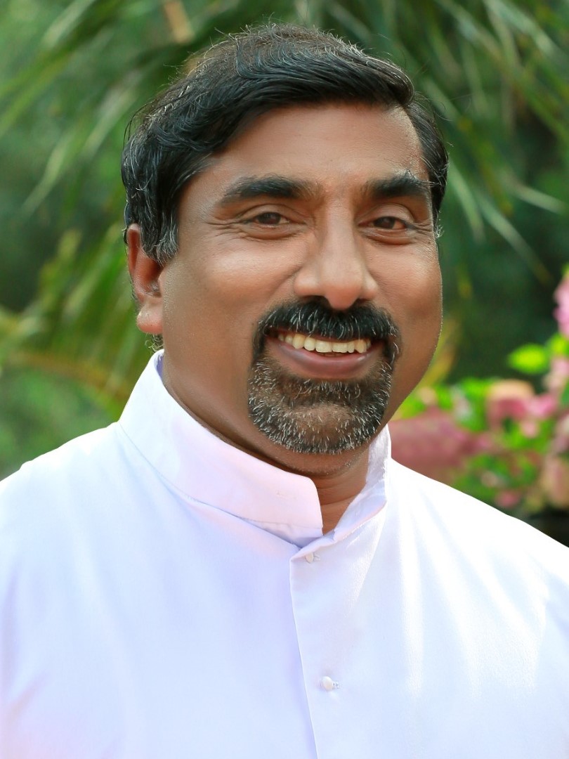 Rev. Fr George Mathew Chempakasserril (Jomon)